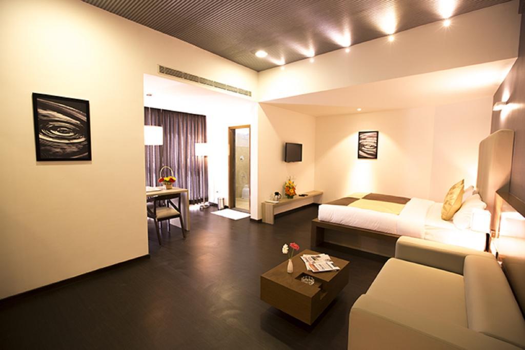 Vinaya Royal Inn Kammasandra Room photo